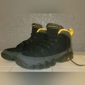 Air Jordan Black and Yellow Sneakers